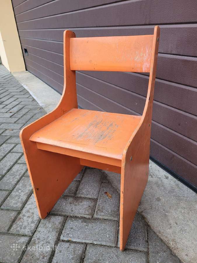 Vaikiškos vintažinės kėdutės