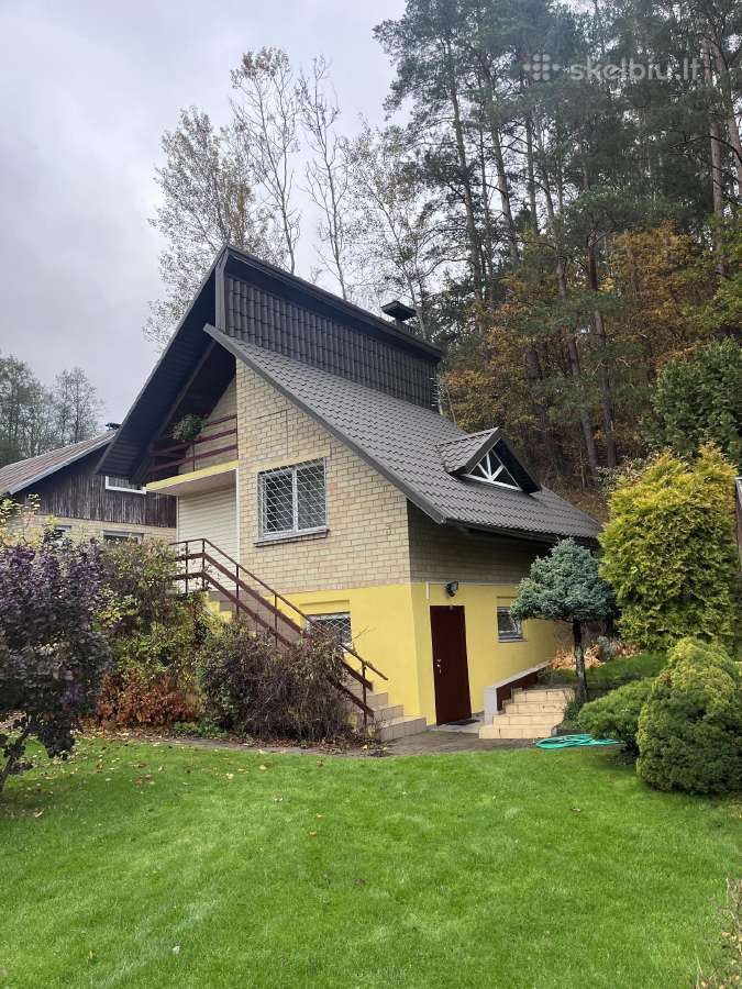 Tvarkingas sodo namas su pirtimi ir garažu Alytaus - Skelbiu.lt