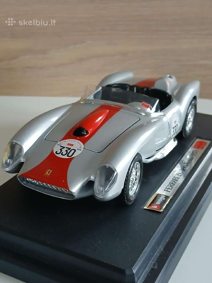 Ferrari250 testa rossa 1957m. 1:24 - nuotraukos Nr. 4