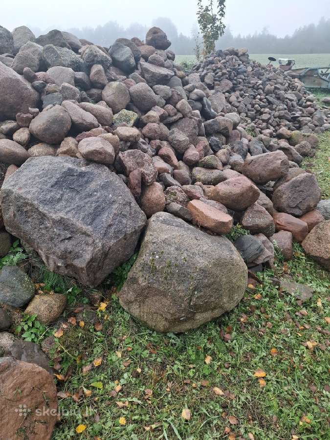 Lauko akmenys - nuotraukos Nr. 25