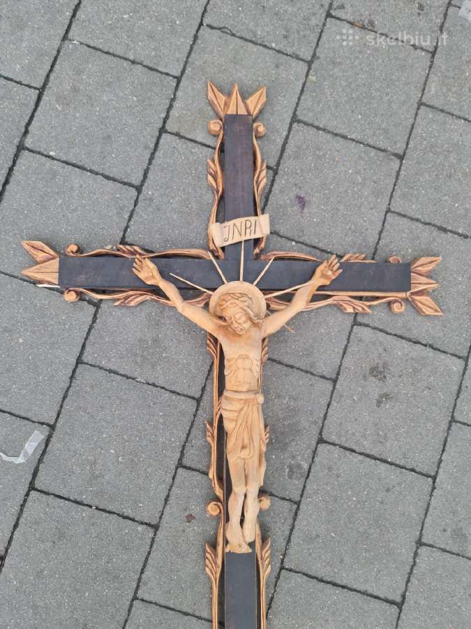 Medinis rankų darbo kryžius su Kristaus atvaizdu - nuotraukos Nr. 3