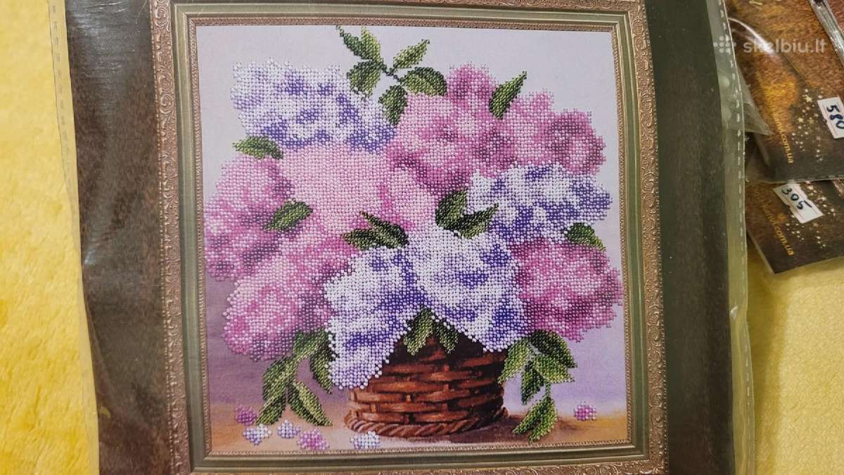 Karoliukų siuvinėjimo rinkiniai