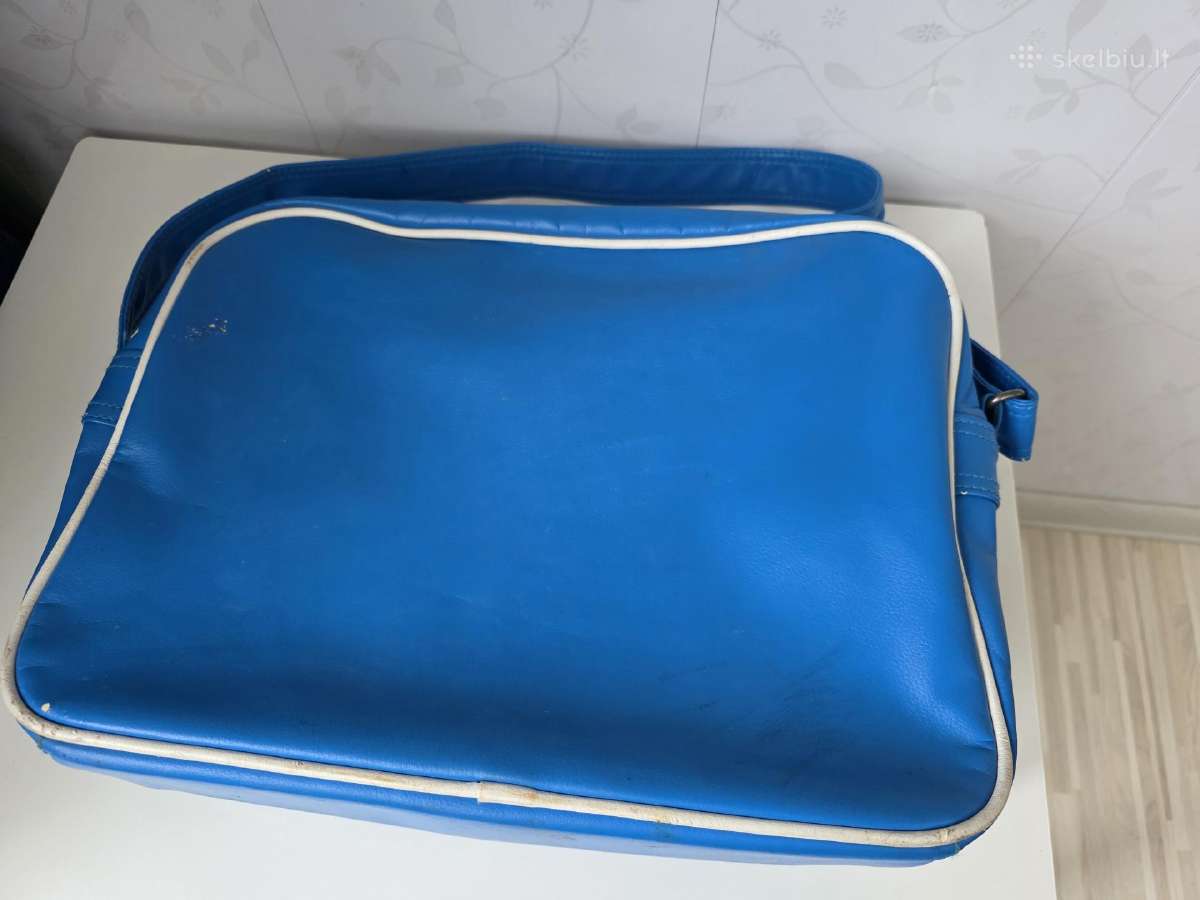 Rankine per peti adidas - nuotraukos Nr. 5