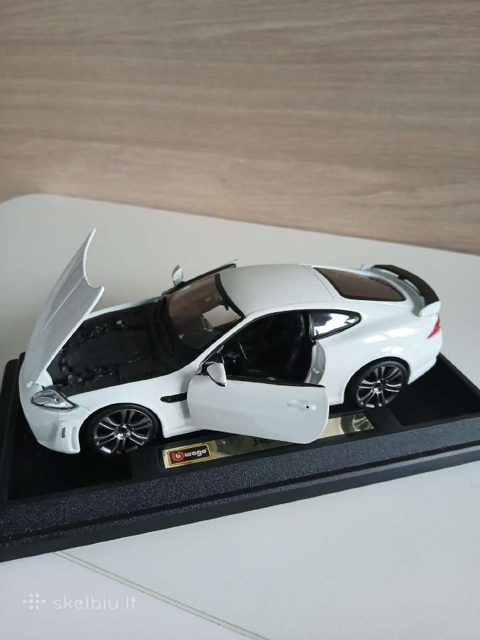 Jaguar xk serijos modeliukai 1:24 - nuotraukos Nr. 12