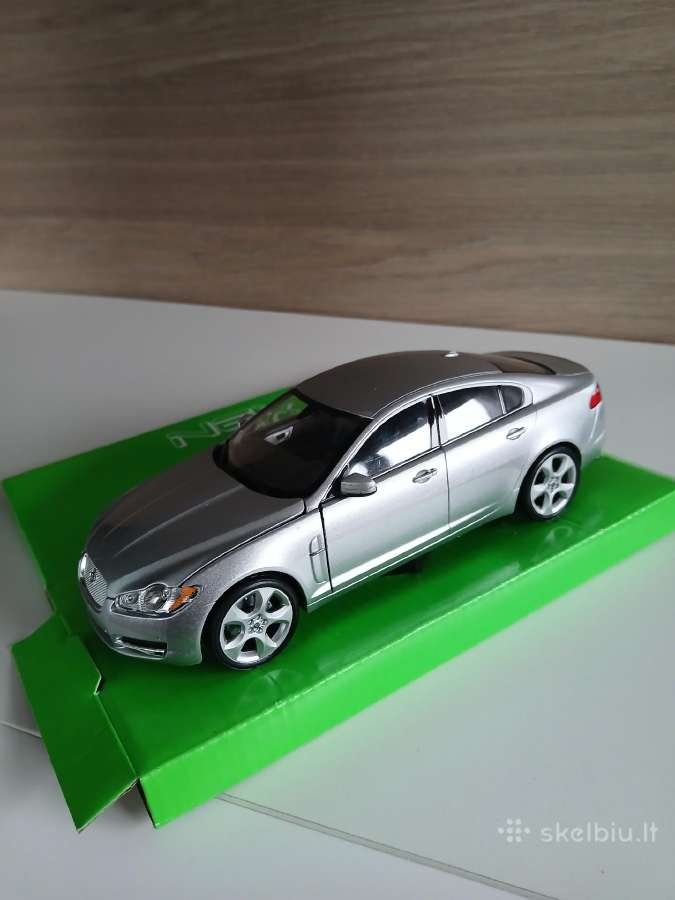 Jaguar modeliukai 1:24 - nuotraukos Nr. 3