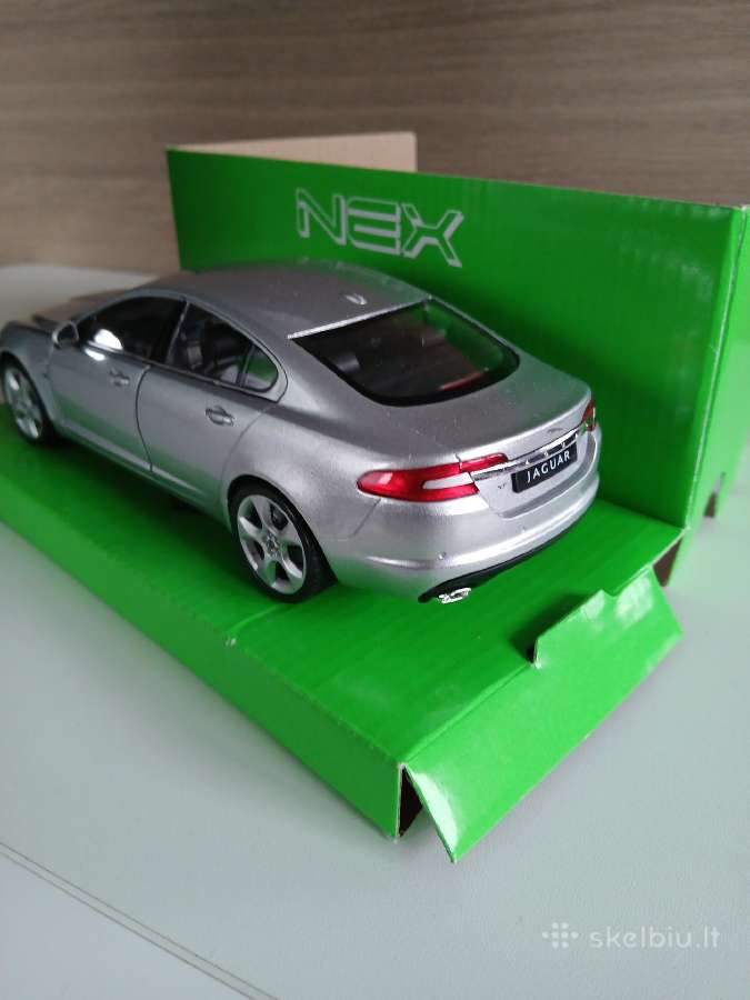 Jaguar modeliukai 1:24 - nuotraukos Nr. 4