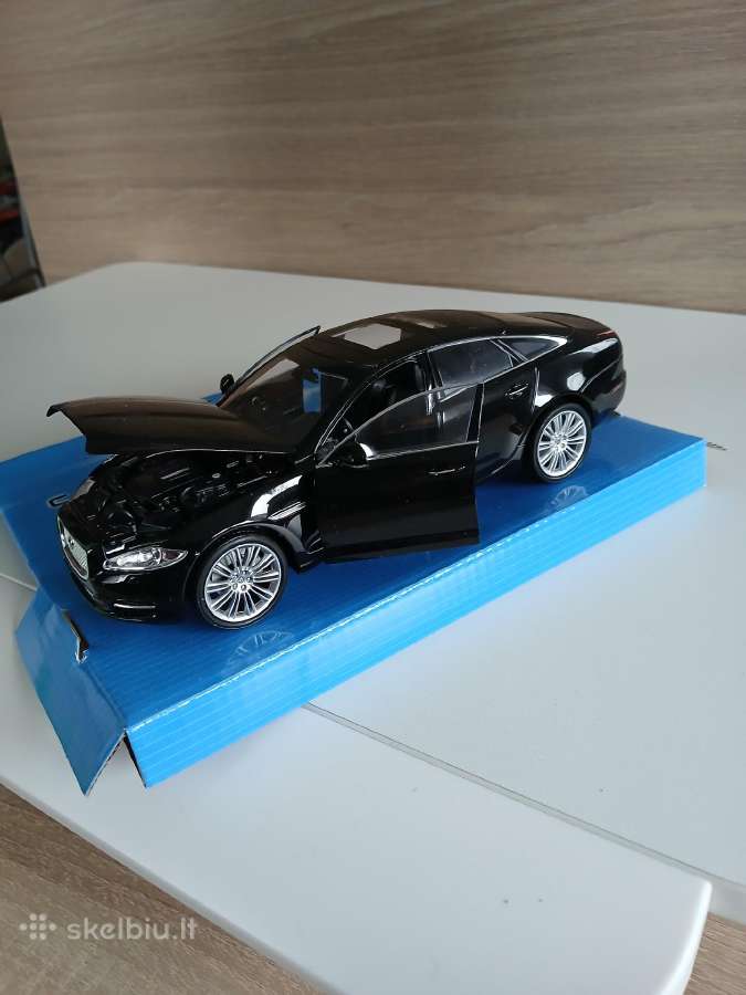Jaguar modeliukai 1:24 - nuotraukos Nr. 5
