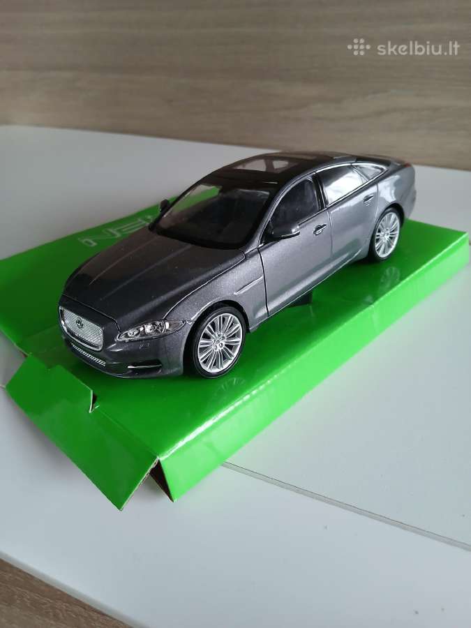Jaguar modeliukai 1:24 - nuotraukos Nr. 8