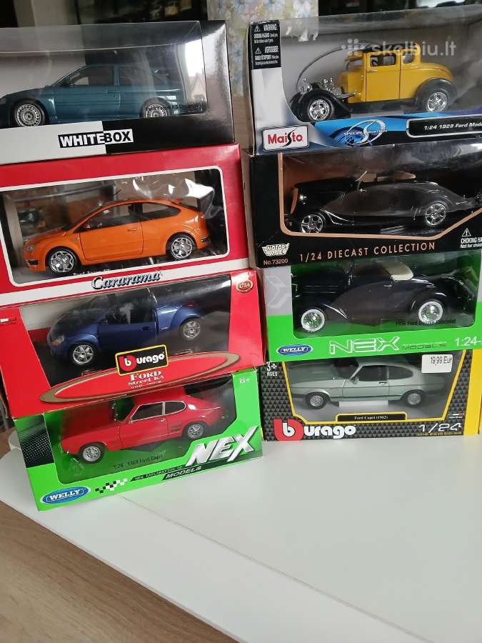 Ford modeliukai 1:24