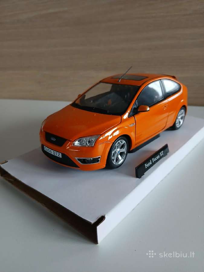 Ford modeliukai 1:24 - nuotraukos Nr. 12