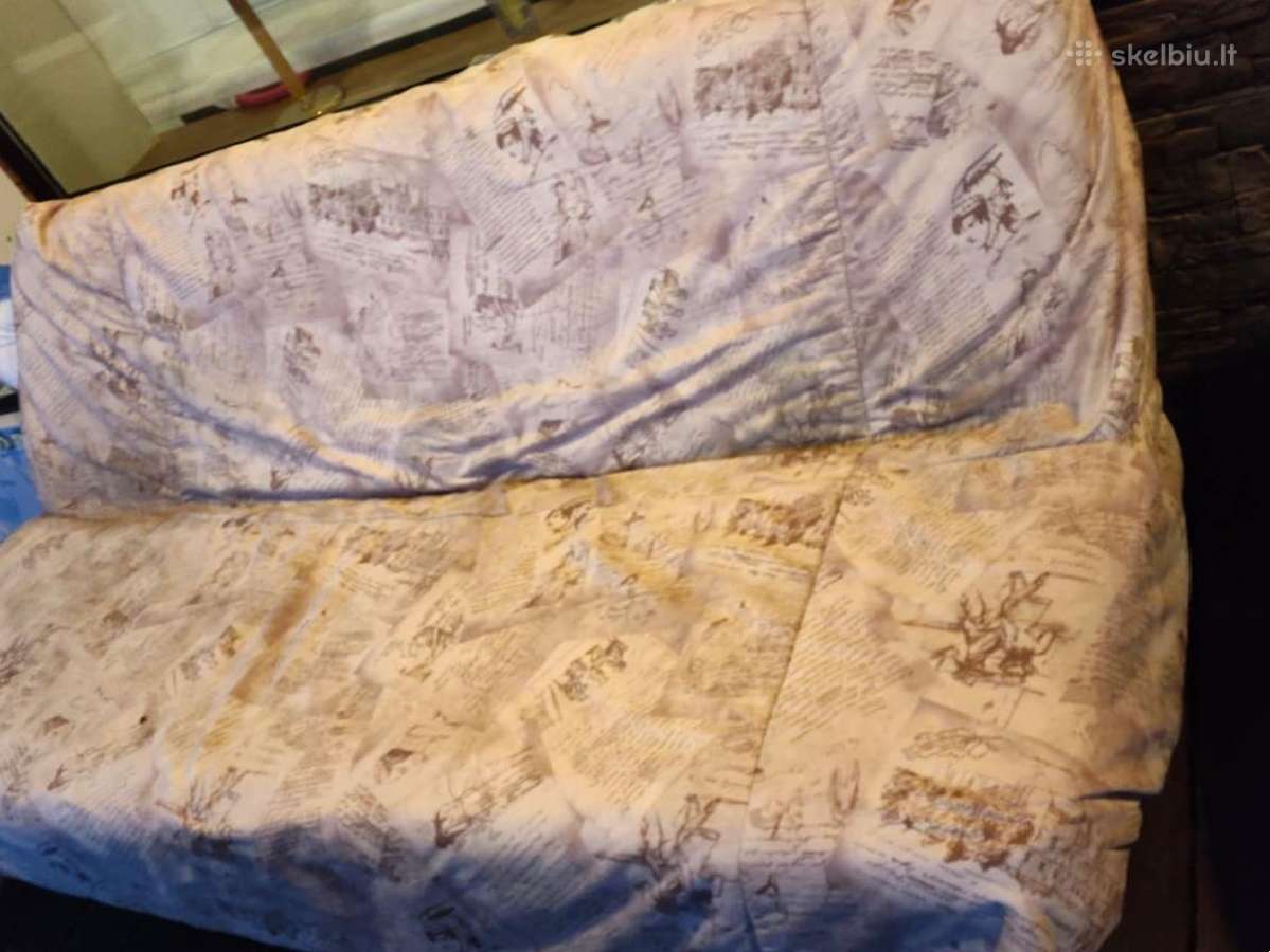 Sofa su patalines deze