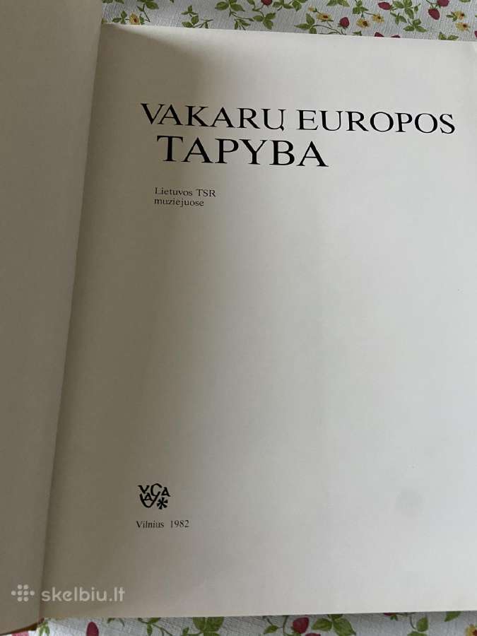 Trys knygos