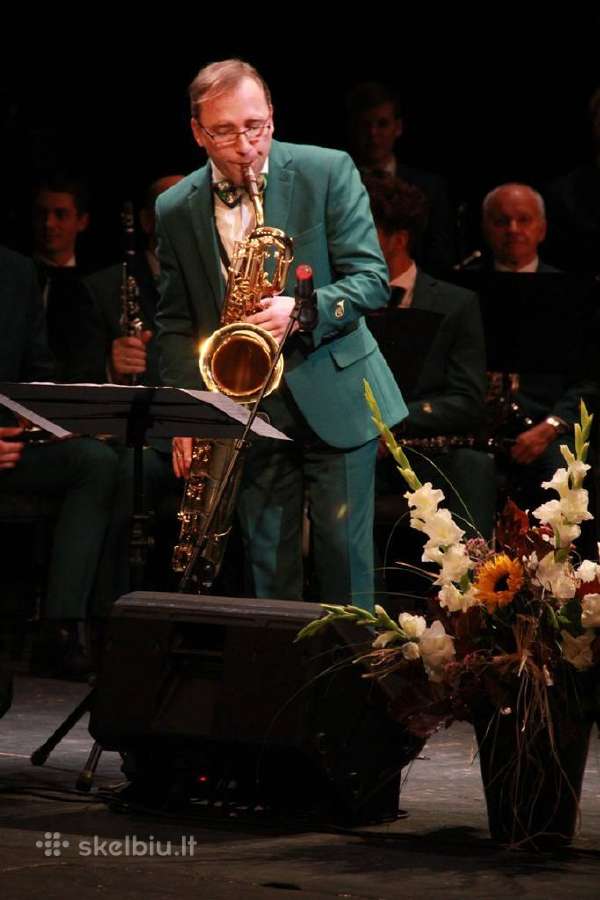 Saksofono Muzika. Muzikinis sveikinimas. Gėlės. - nuotraukos Nr. 8