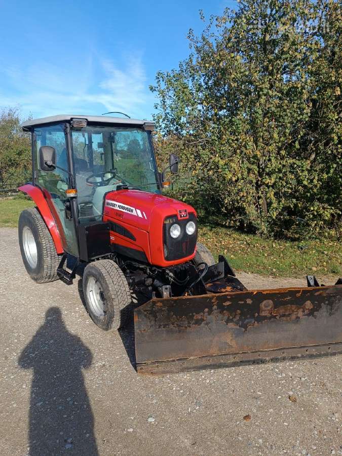 Traktorius massey ferguson 1540 - nuotraukos Nr. 2