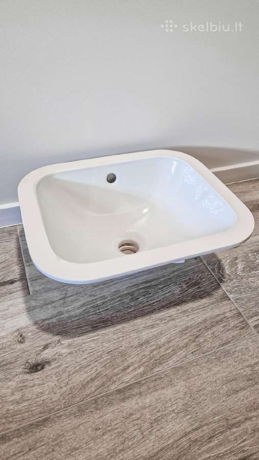 Ideal Standard iš apačios montuojamas praustuvas