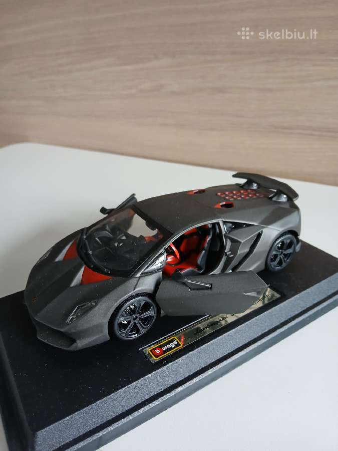 Lamborghini modeliukai 1;24 - nuotraukos Nr. 12