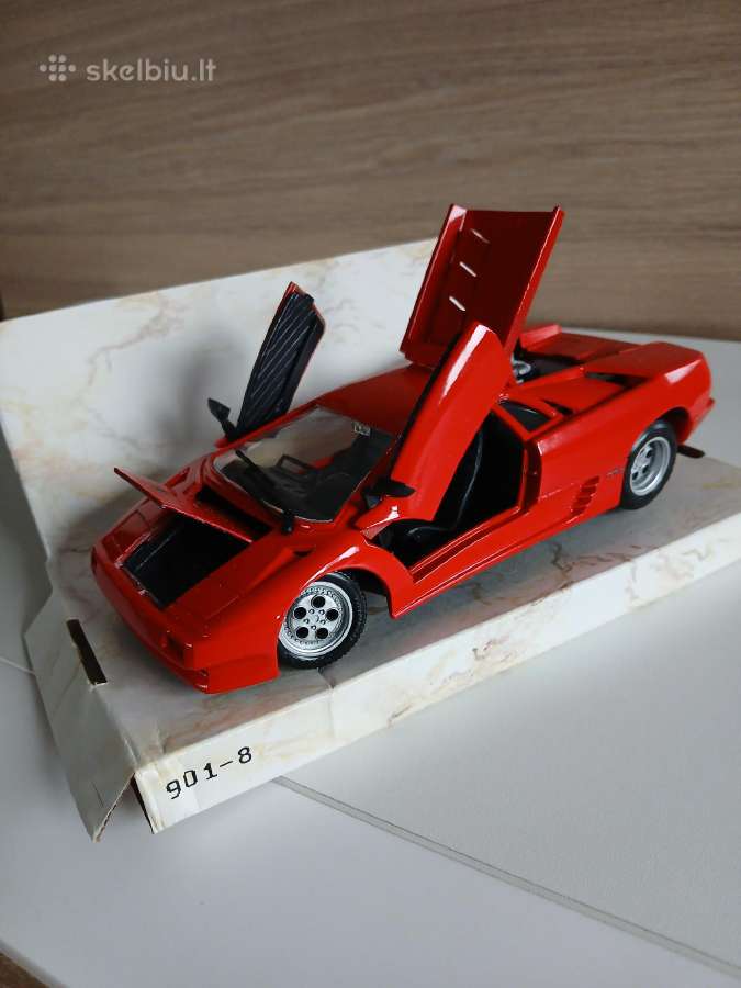 Lamborghini modeliukai 1;24 - nuotraukos Nr. 15