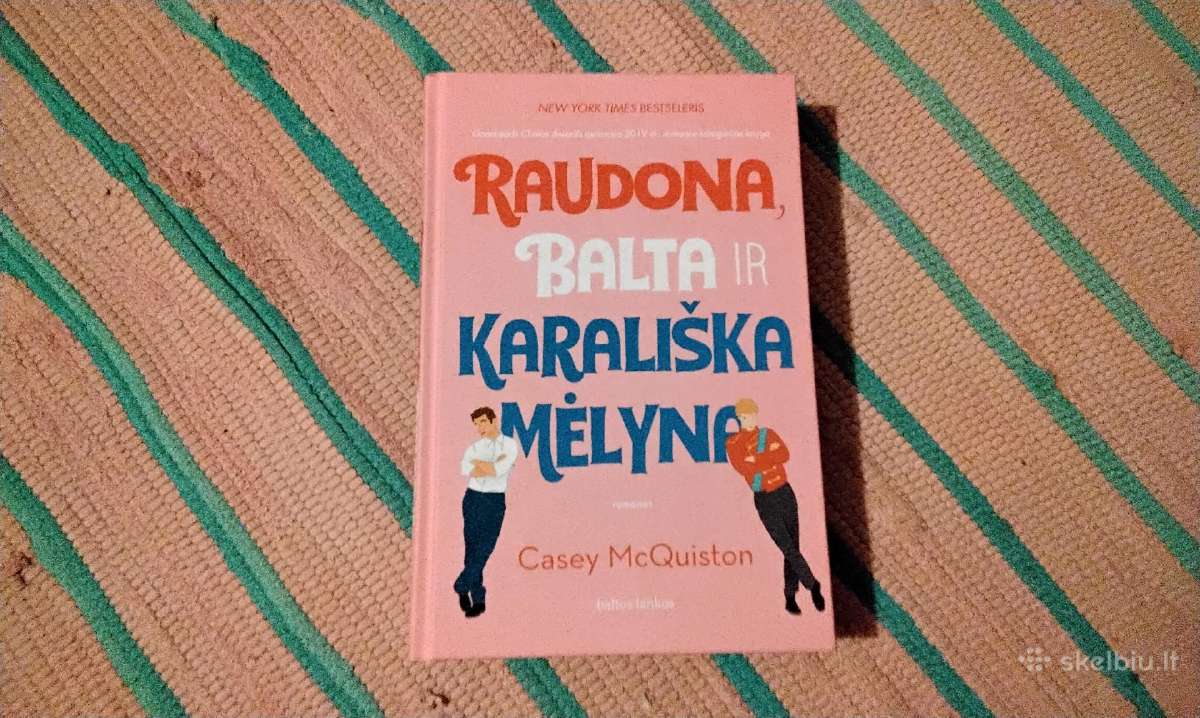 Raudona balta ir karališka mėlyna Casey Machuston