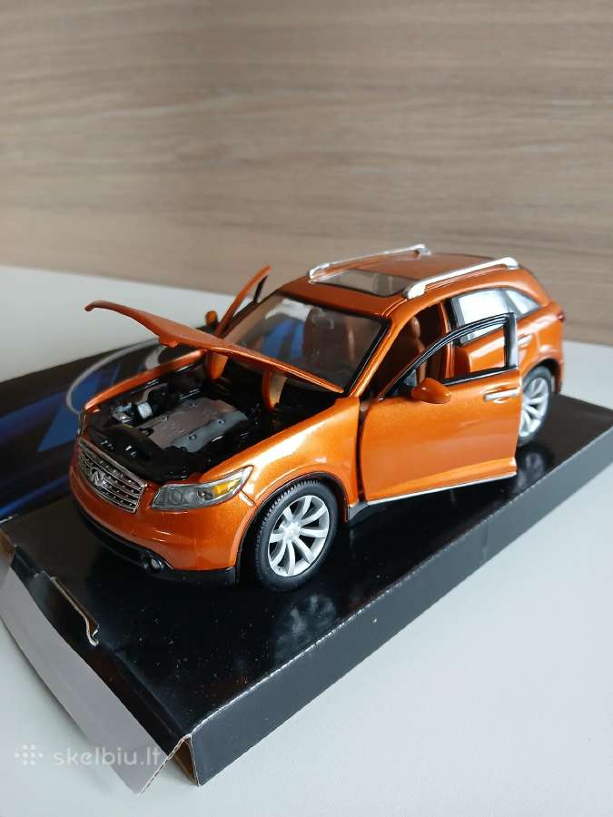 Toyota ,lexus,infiniti visureigiai 1:24 - nuotraukos Nr. 2