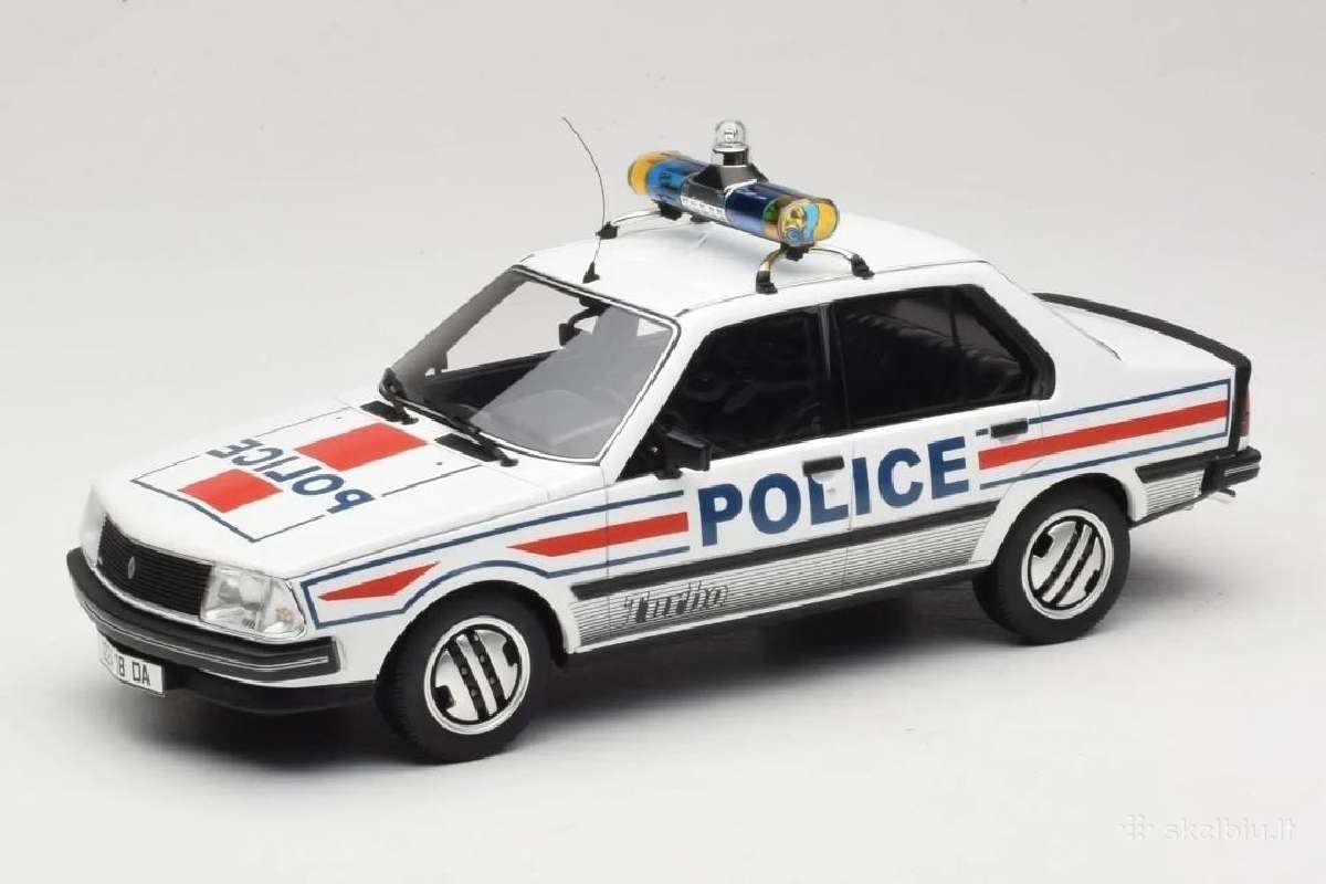 Renault 18 Police