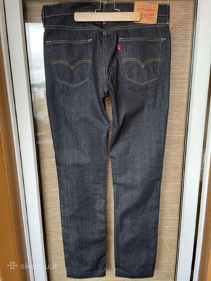 Nedėvėti džinsai Levi Strauss