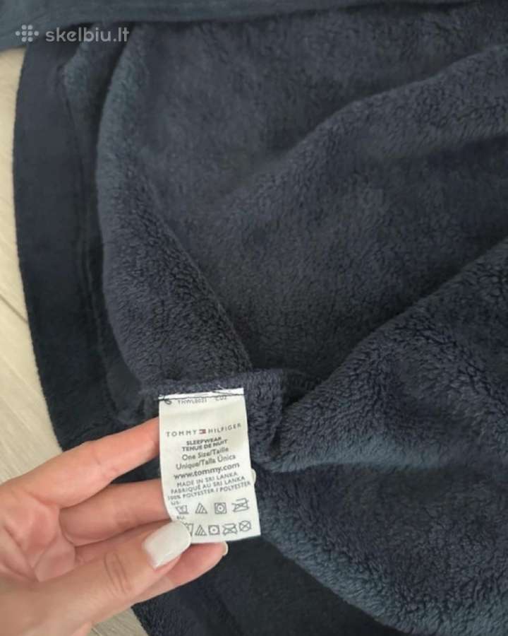 Naujas vyriskas Tommy Hilfiger chalatas - nuotraukos Nr. 5