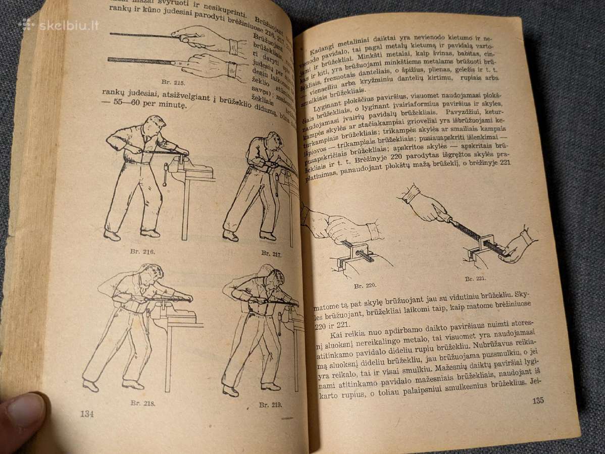 Rankinis metalų apdirbimas. J. Zareckas. (1943) - nuotraukos Nr. 7