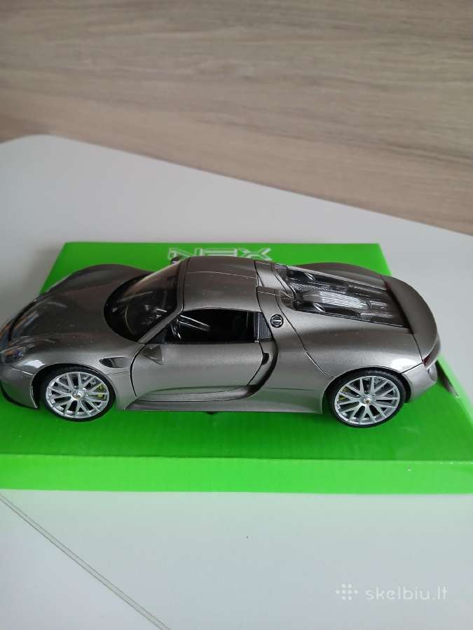 Porsche modeliukai 1:24 - nuotraukos Nr. 24