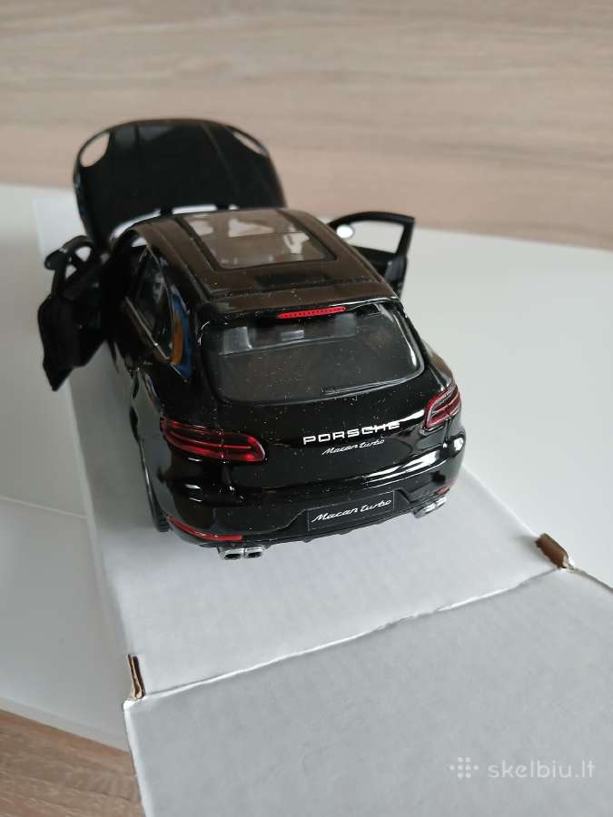 Porsche modeliukai 1:24 - nuotraukos Nr. 29