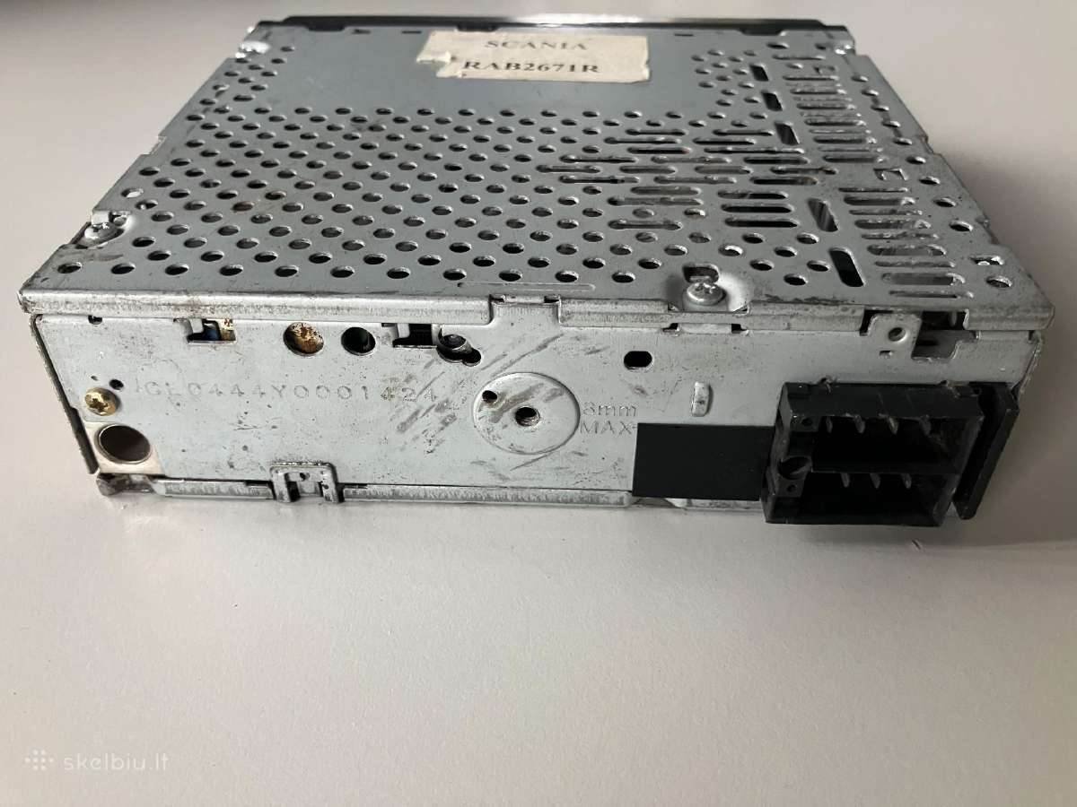 Vintažinė kasetinė automagnetola Clarion Rab2571r - nuotraukos Nr. 3