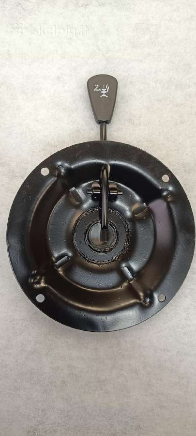 Kėdės mechanizmas, atraminė plokštė.