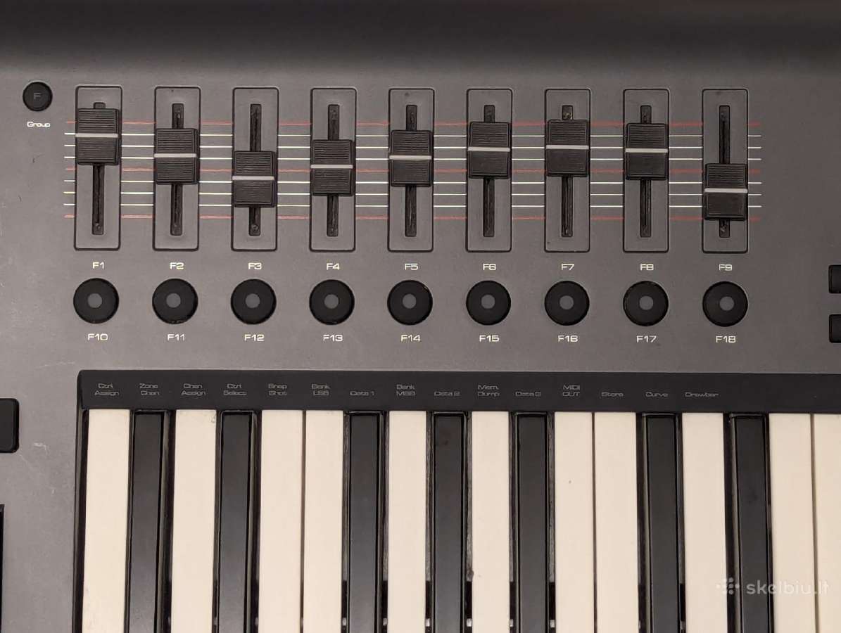 M-audio Axiom 49 mk2