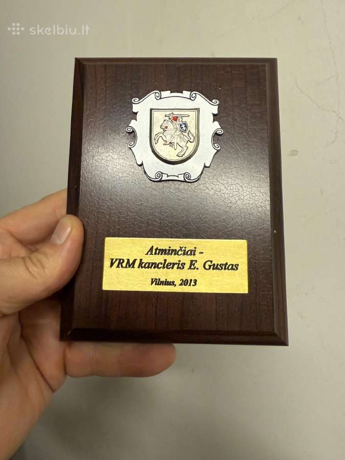 Vrm kanclerio E.gusto plaketė