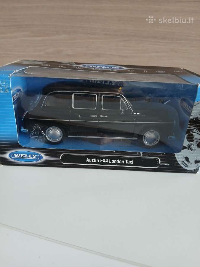 Austin Fx 4 London Taxi 1:24