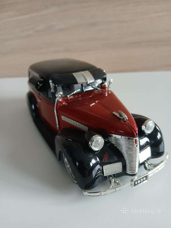 Amerikietiški 4 dešimtmečio automobiliai 1:24 - nuotraukos Nr. 22