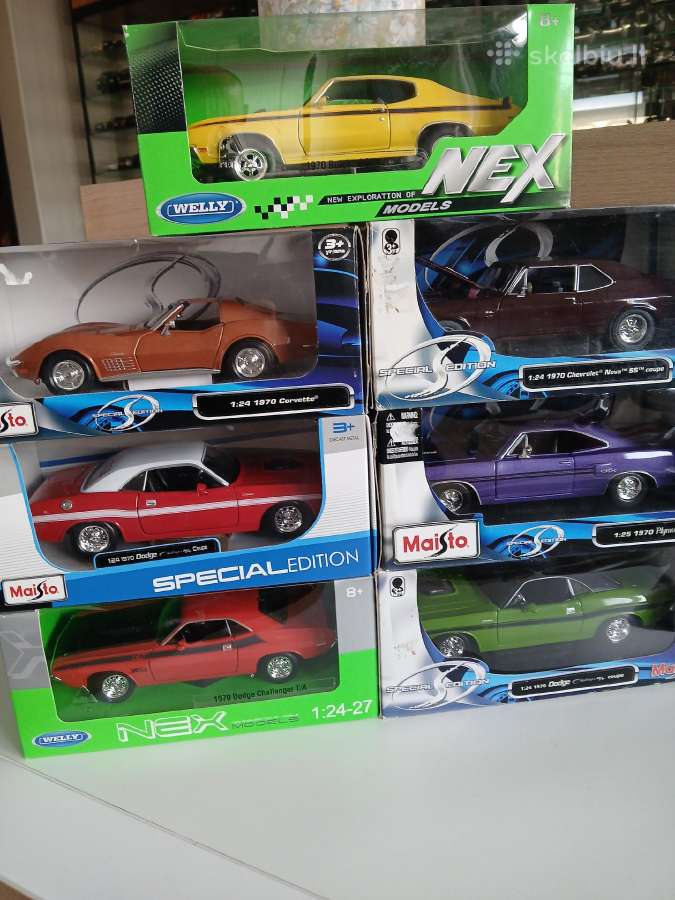 Amerikietiški 7 dešimtmečio automobiliai 1:24