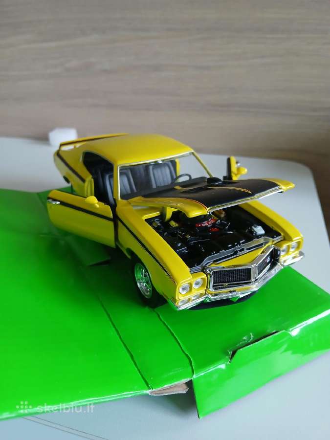 Amerikietiški 7 dešimtmečio automobiliai 1:24 - nuotraukos Nr. 15