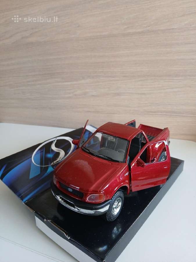 Amerikietiški Ford pikapai 1:24 - nuotraukos Nr. 5