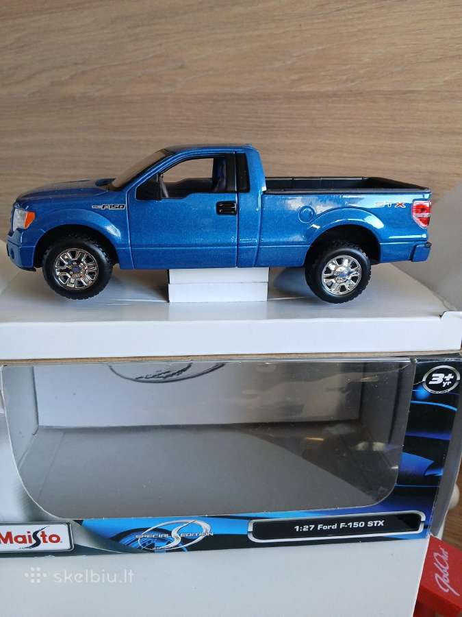 Amerikietiški Ford pikapai 1:24 - nuotraukos Nr. 10