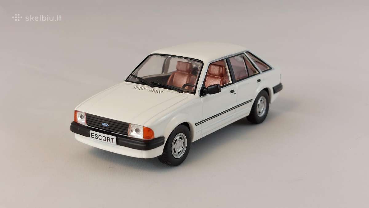 1/43 modeliukai Ford Escort Mk3 1982 hatchback Gl