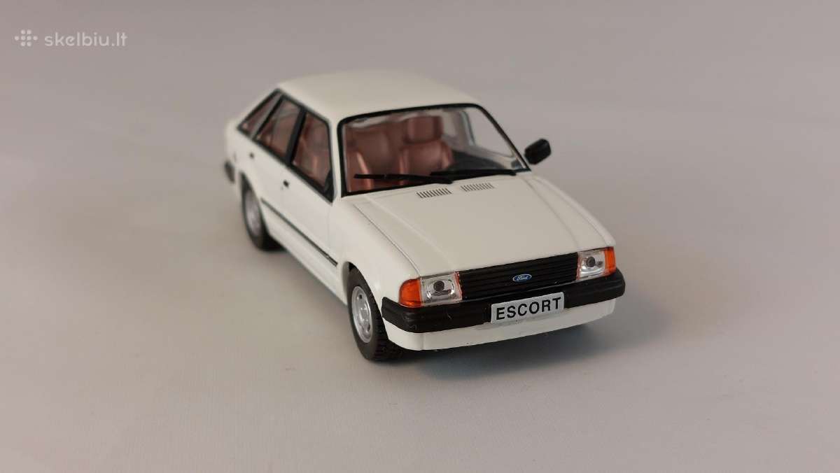 1/43 modeliukai Ford Escort Mk3 1982 hatchback Gl - nuotraukos Nr. 3