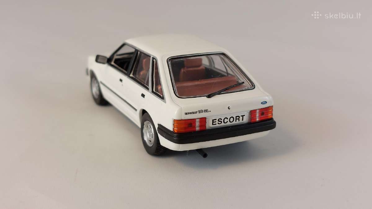 1/43 modeliukai Ford Escort Mk3 1982 hatchback Gl - nuotraukos Nr. 5