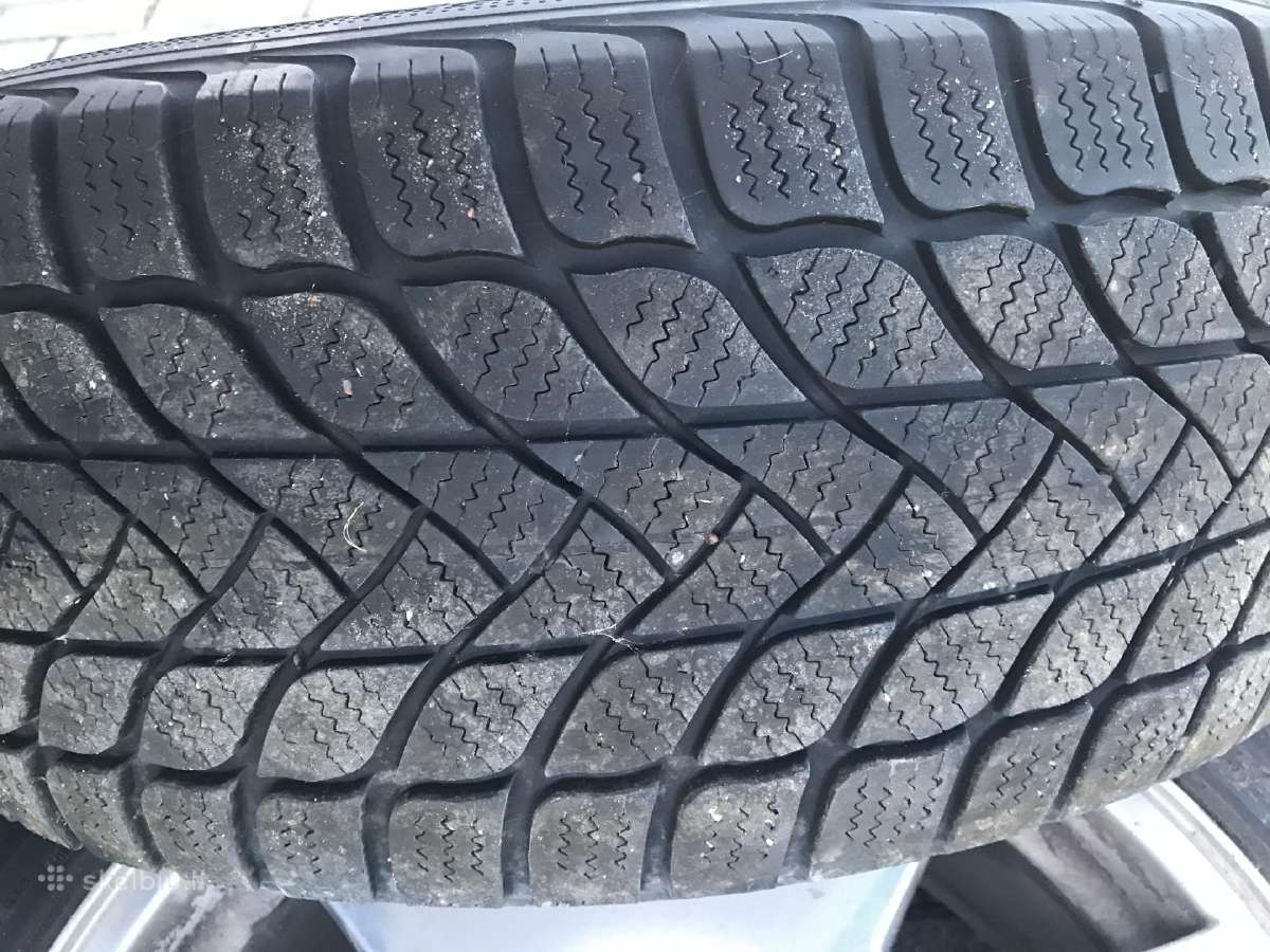 Volvo s40 tinka ant Ford be padangu. - nuotraukos Nr. 3