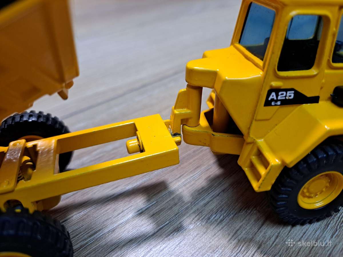 Volvo Bm 5350 modeliukas 1/50 - nuotraukos Nr. 7