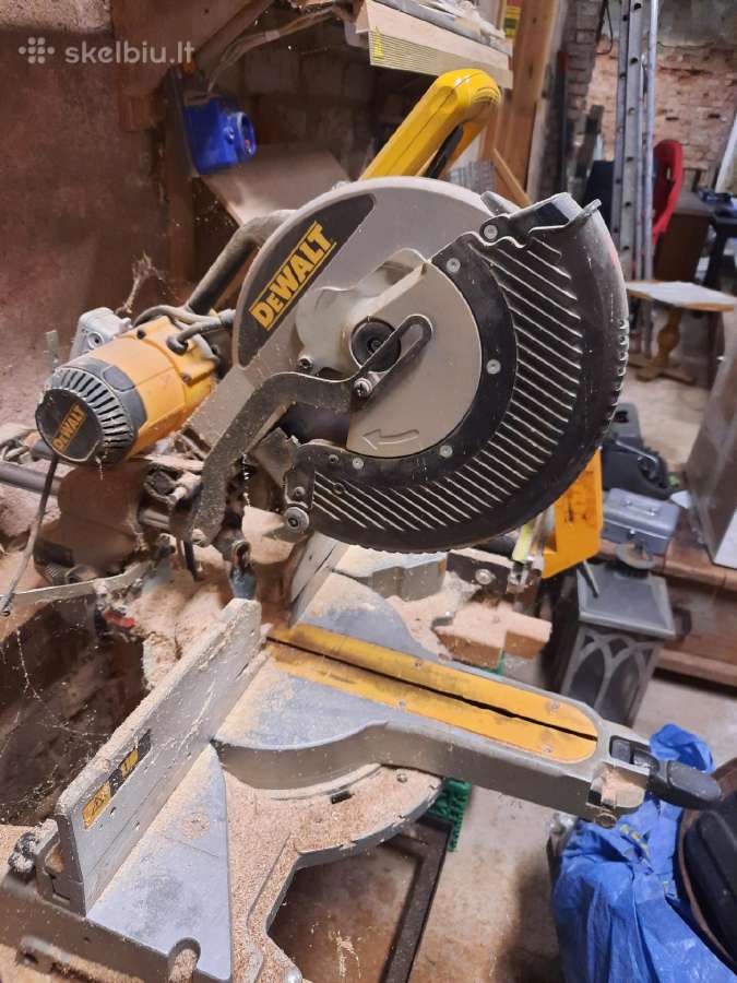 Parduodamas Dewalt skersavimo pjūklo komplektas - nuotraukos Nr. 2