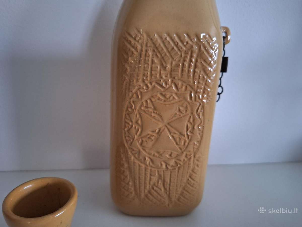 Molinis butelis vintažinis su stikliuku