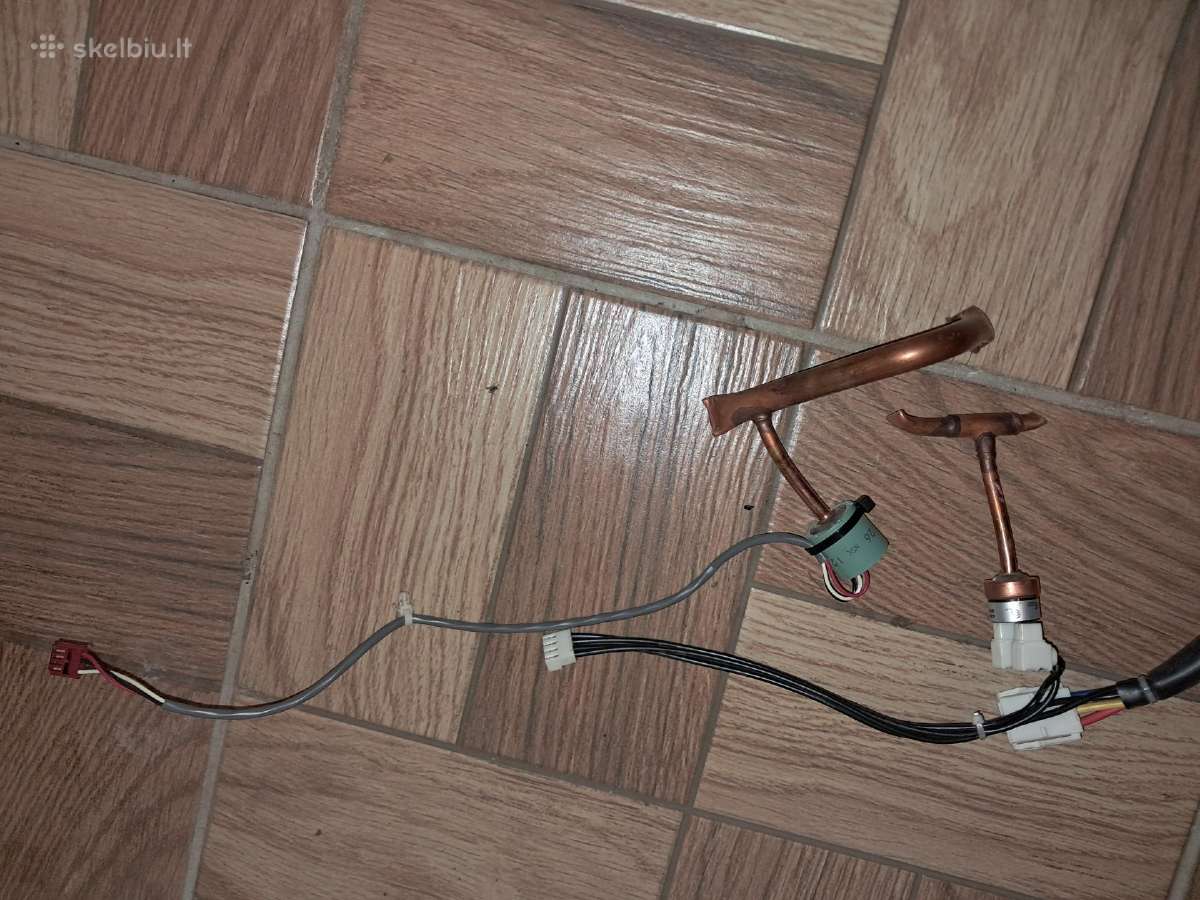 Daikin šilumos siurblys oras vanduo dalymis - nuotraukos Nr. 3
