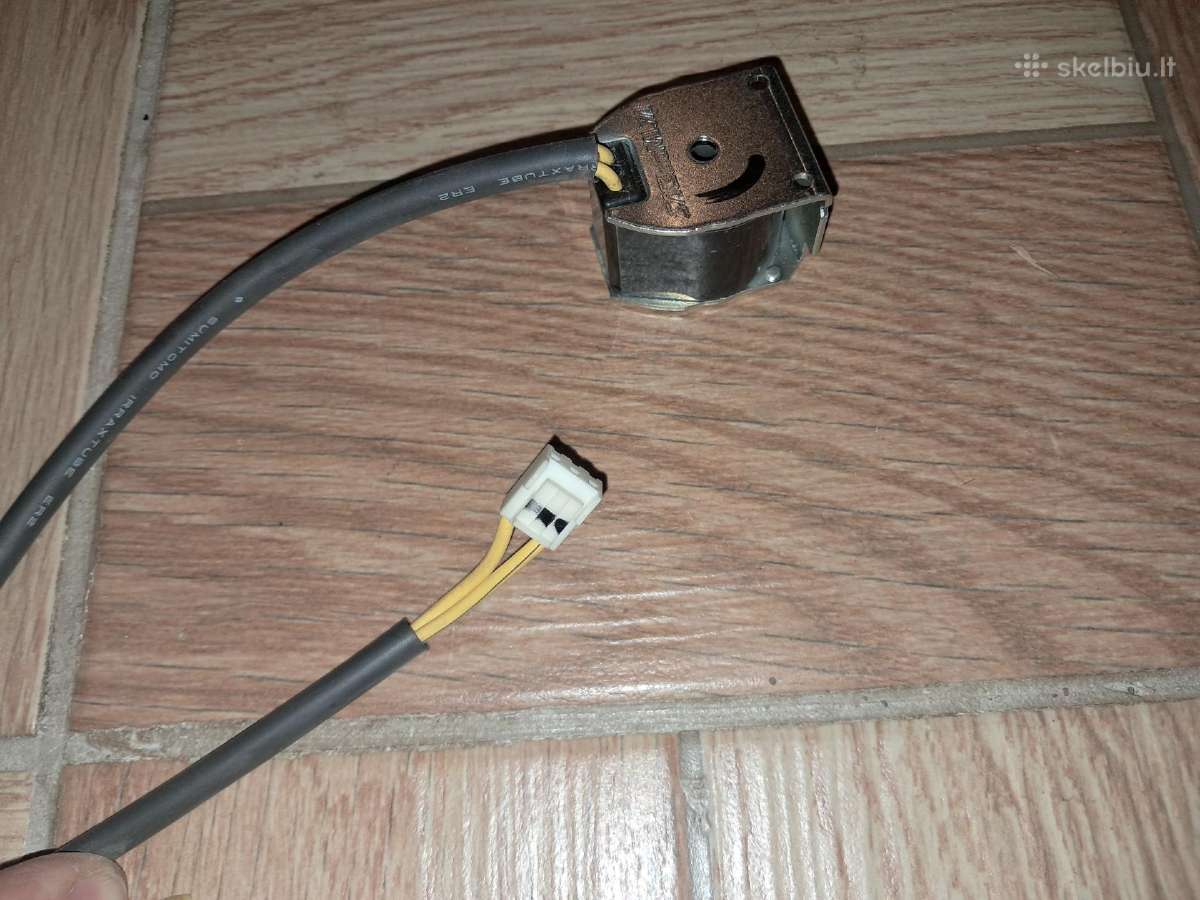 Daikin šilumos siurblys oras vanduo dalymis - nuotraukos Nr. 5