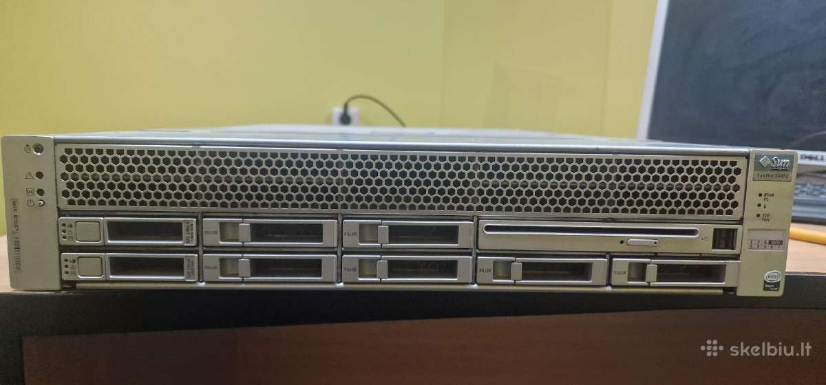 Serveris Sun Sunfire X4450 su 2 x 2tb SSD diskais