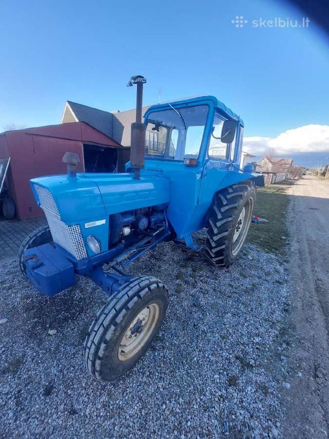 Traktorius Ford 4000